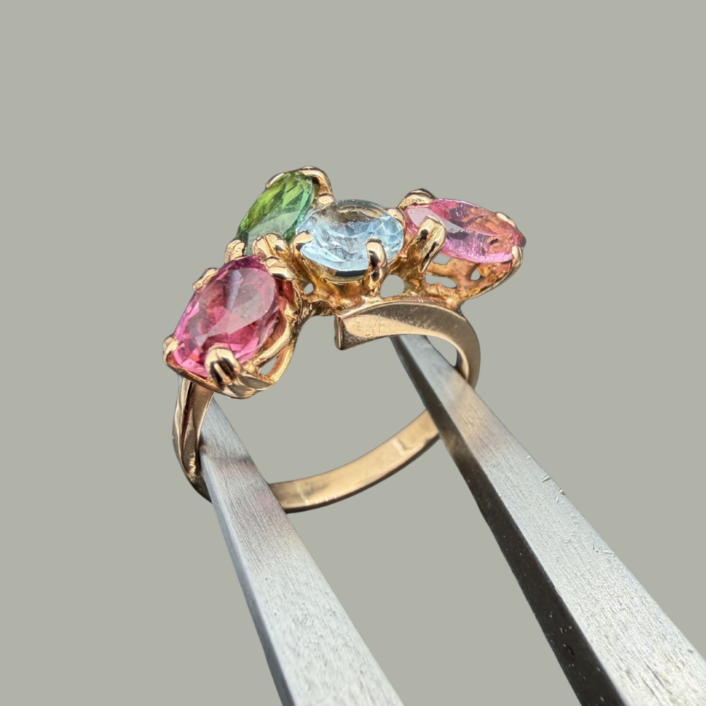 Bague aigue-marine, tourmalines roses et péridot or jaune 18 carats – Bijou d’occasion