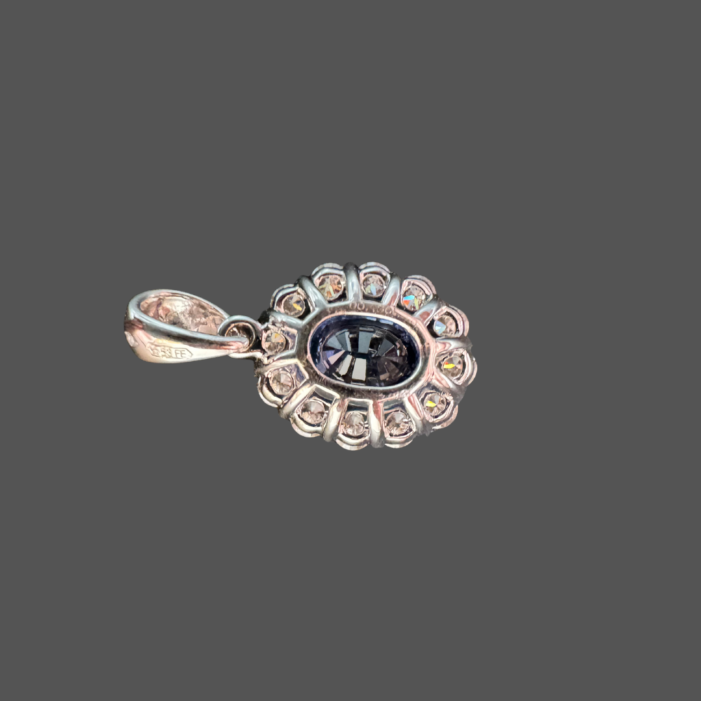 Pendentif saphir de Ceylan