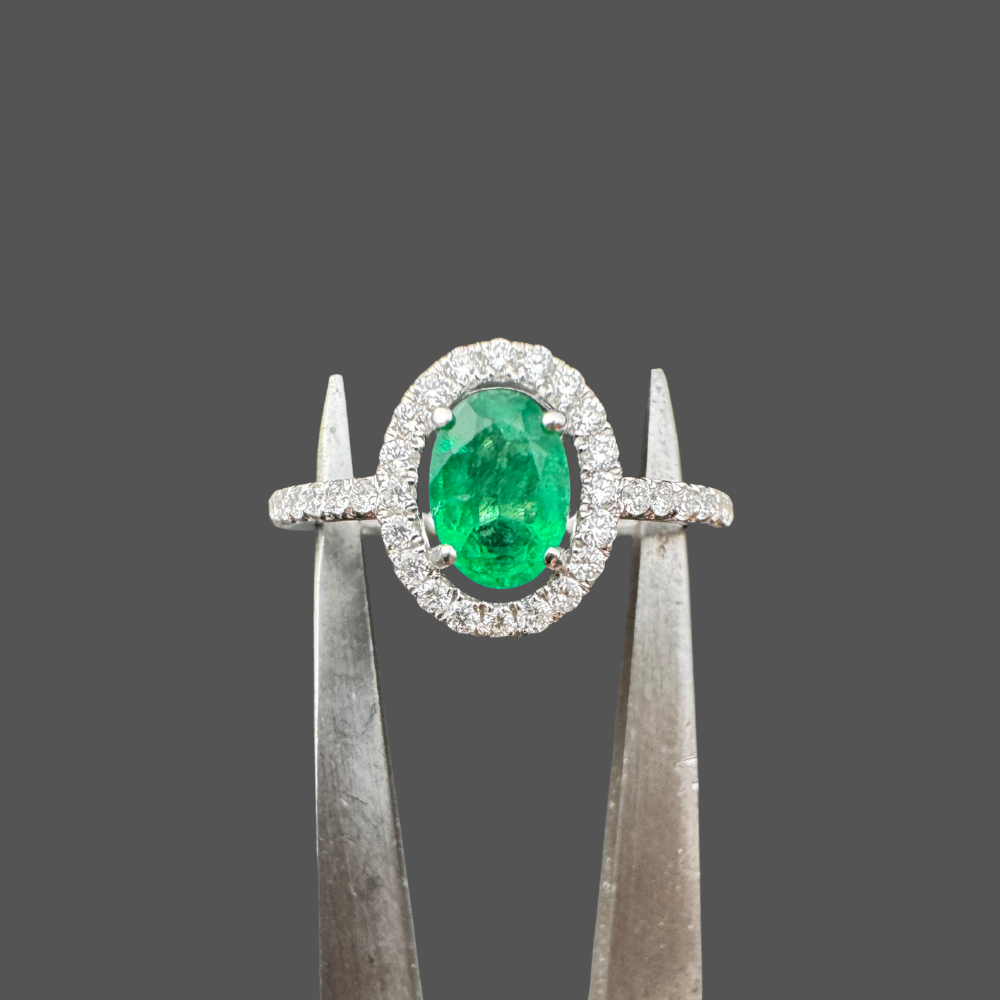 Bague émeraude et diamants