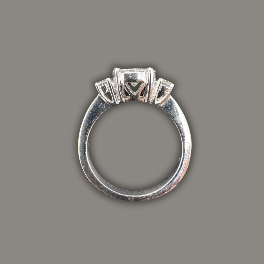 Bague Multi-Diamants en Or Blanc