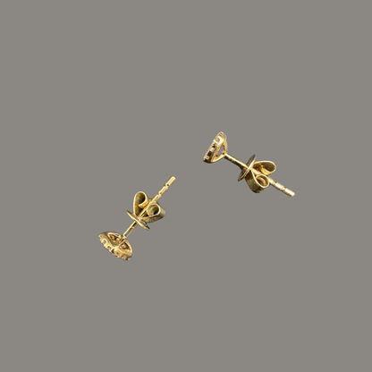 Puces d’oreilles pavées de diamants en or jaune 18 carats – 0,32 ct