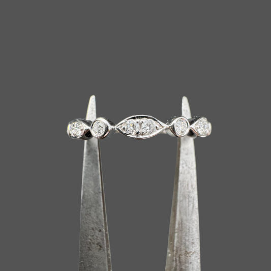 Alliance fantaisie diamants or blanc 0.17ct
