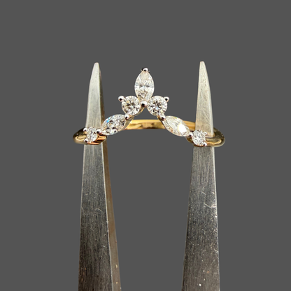 Bague Diamants Navette & Brillant – Or Jaune 18 Carats
