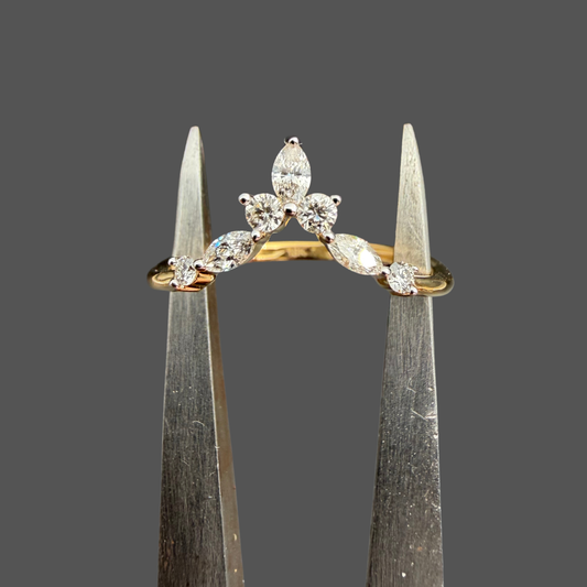 Bague Diamants Navette & Brillant – Or Jaune 18 Carats