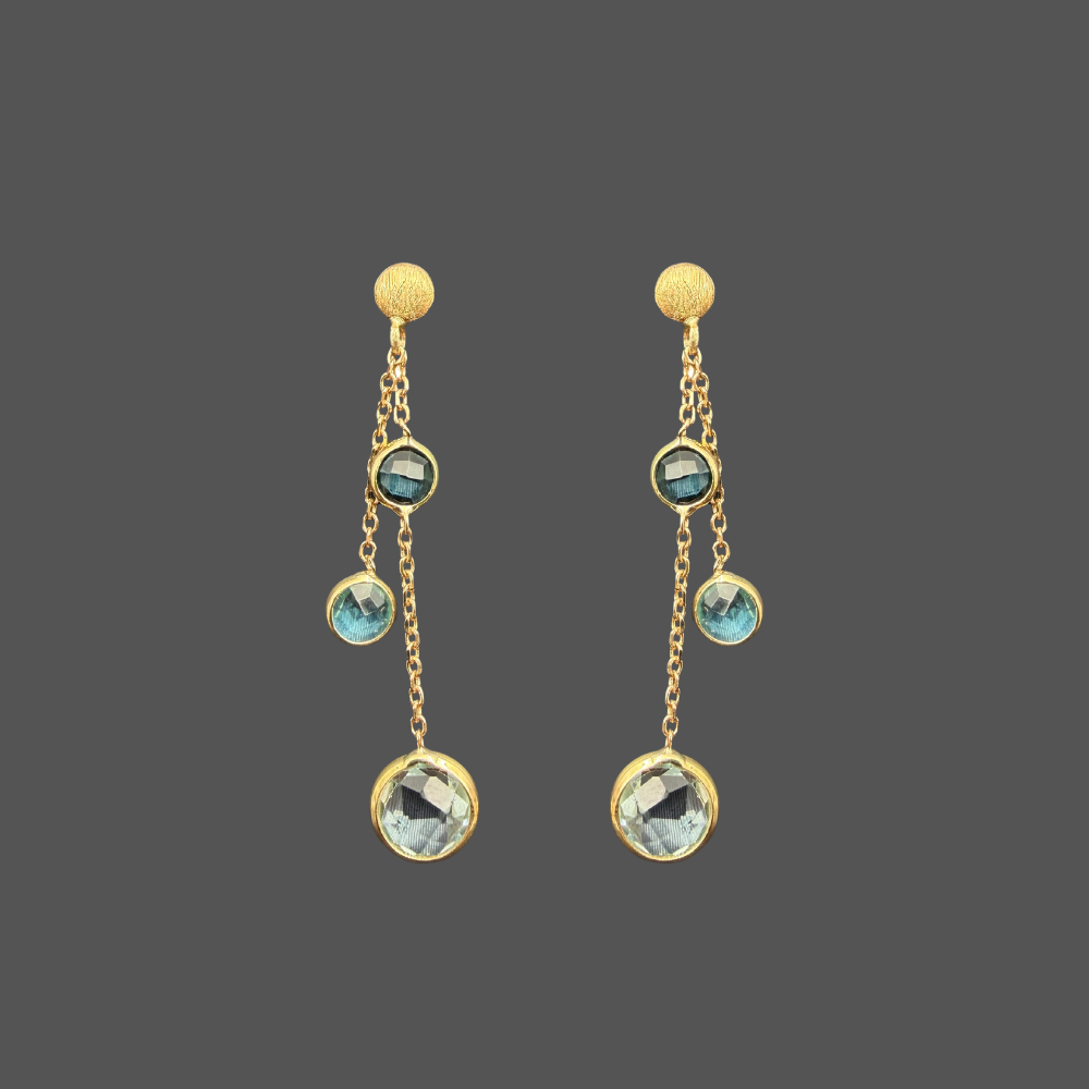 Boucles d’oreilles pendantes Femme Adorée en or jaune 18 carats – Trois topazes bleues facettées sur chaînes
