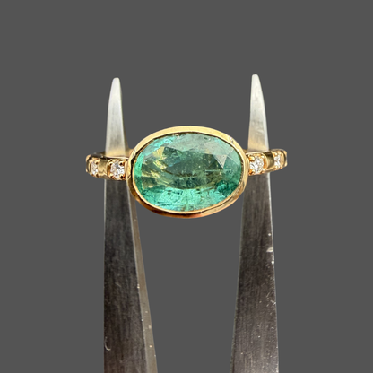 Bague solitaire émeraude et diamants or jaune 18 carats 1,20 ct – Diamants 0,09 ct
