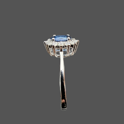 Bague entourage saphir et diamants