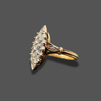 Bague Marquise en Or Jaune et Diamants