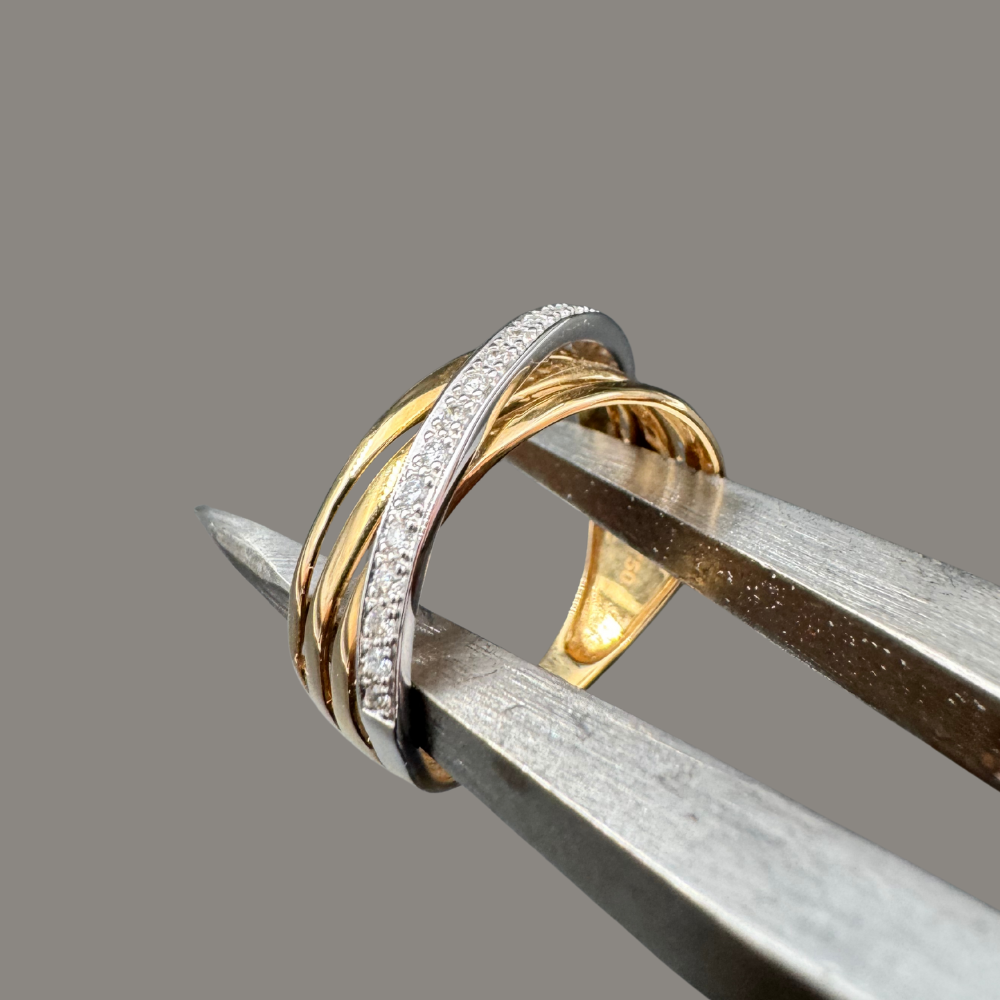 Bague croisillons en or jaune et or blanc