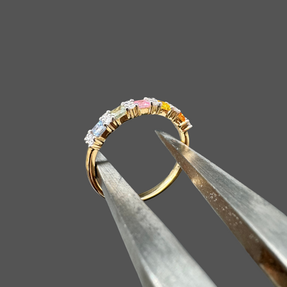 Alliance saphirs multicolores et diamants