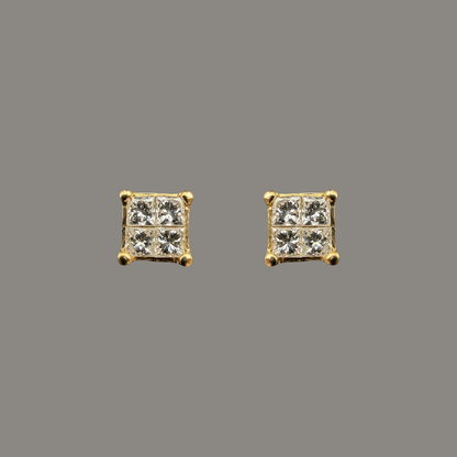 Puces d’oreilles diamants princesses en or jaune 18 carats – 0,33 ct