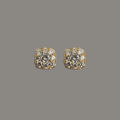 Puces d’oreilles pavées de diamants en or jaune 18 carats – 0,32 ct