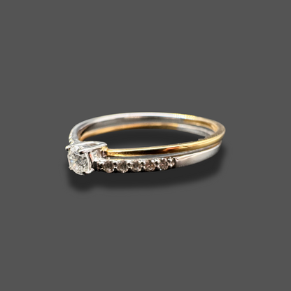 Bague Solitaire Accompagné Bi-Color Or Jaune & Or Blanc