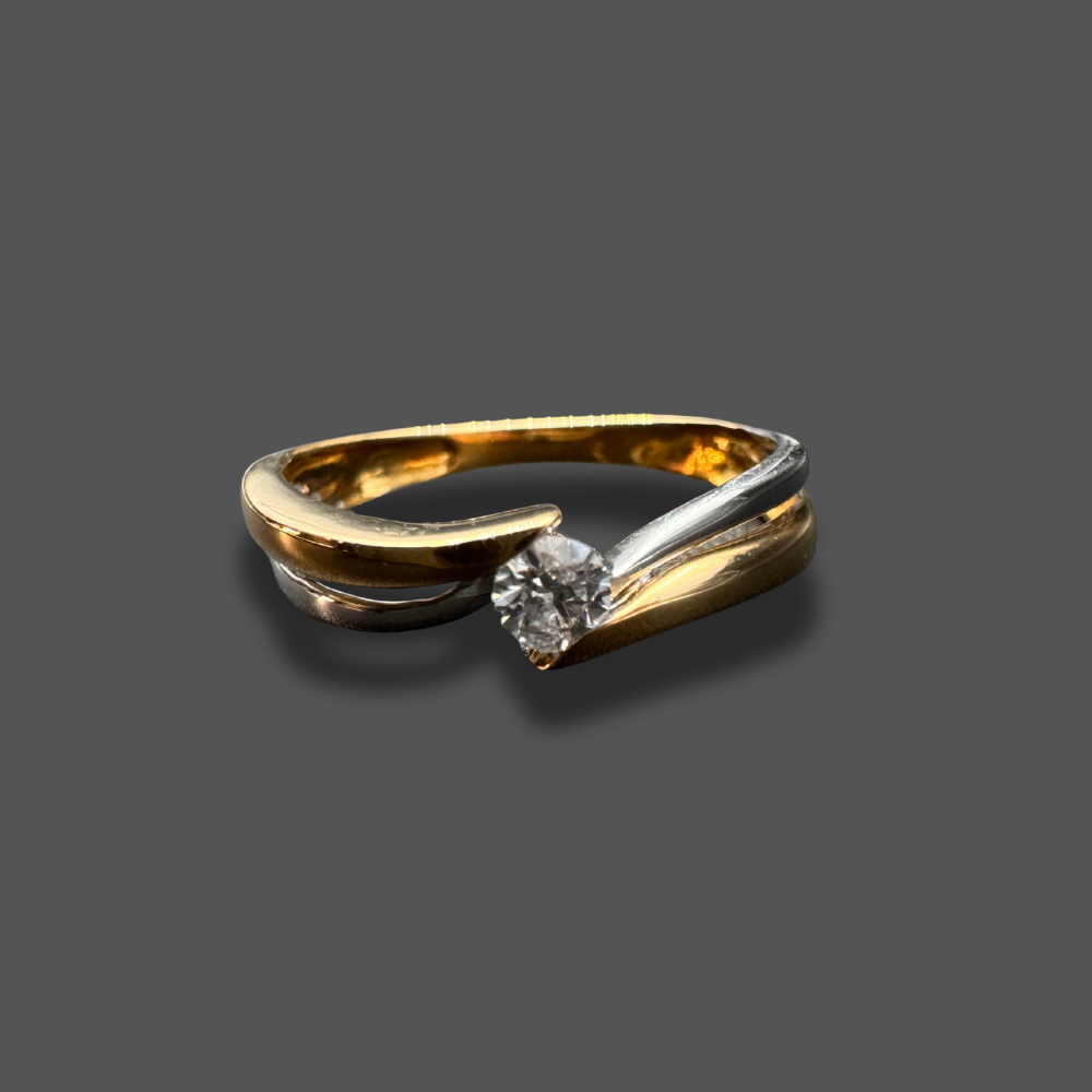 Solitaire Bi-Color en Or avec Diamant 0.12ct